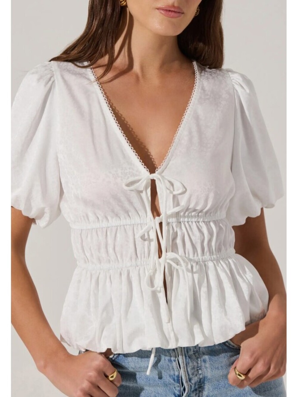 ASTR The Label White Embossed Bubble Sleeve Front Tie Top - Women's XL NWOT